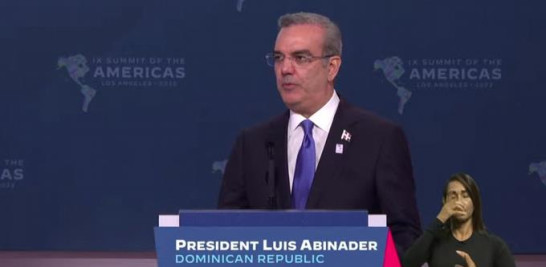 Presidente Luis Abinader participando en la Cumbre de las Américas.