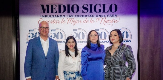 Igor Rodríguez, Biviana Riveiro, Elizabeth Mena y Gina Almonte.