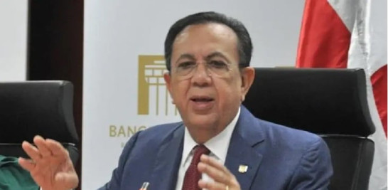 El gobernador del Banco Central de la República Dominicana, Héctor Váldez Albizu.