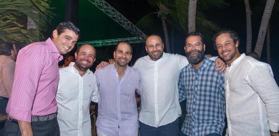 Luis Villanueva, Cristian Medina, Frank Elías Rainieri,Carlo Graciano, Luis Migoya y Alex de Oleo.