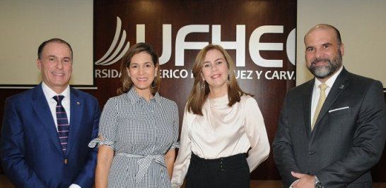 Felipe Pagés, Gina Lovatón, Maritza López y Jesús Feris.