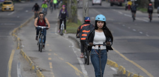 Bogotá restringió el tráfico de automóviles y motocicletas durante un día para reducir la contaminación en la capital colombiana, una de las más grandes metrópolis de América Latina.

Raúl Arboleda / AFP
