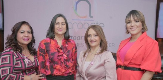 Tania Siri,  Norka Díaz, Ana Iris Rodrígez  y Gina Méndez