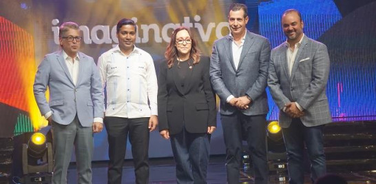 De izquierda a derecha, Iva´n Ruiz, A´ngel Laureano, Edilenia Tactuk, Domingo Bermu´dez y Giancarlo Beras
