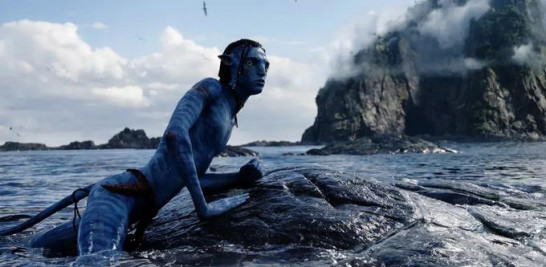 En esta imagen proporcionada por 20th Century Studios, Britain Dalton como Lo'ak en una escena de "Avatar: The Way of Water". (20th Century Studios vía AP).