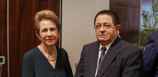Josefa Velásquez  y Rafael Vinicio Delgado