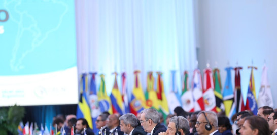 Presidente Luis Abinader y otros líderes internacionales en la Cumbre de la CELAC.