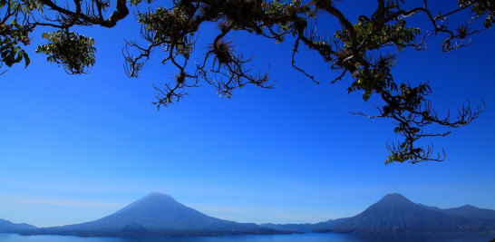 Los volcanes y el lago Atitlán. 

Fuente Externa.