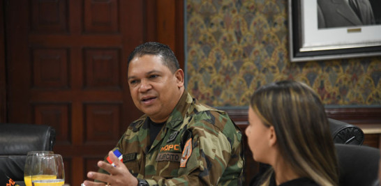 El general Rafael Vásquez Espinola participó en el Desayuno de Listín Diario.  José Alberto Maldonado /LD