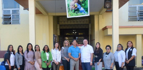 En Santo Domingo y Santiago el Colegio Dominicano De La Salle realizó actos para dar a conocer el proyecto y los espacios que serán dedicados a la siembra.