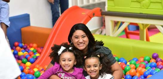 Irene Arias, Zamira del Villar y Liz Gómez