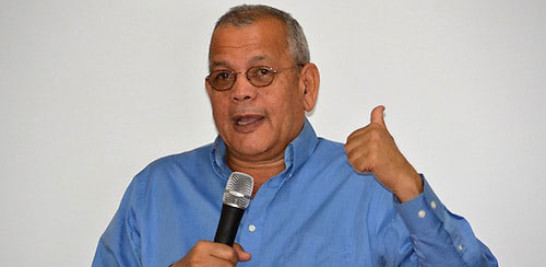 Manuel Salazar, secretario general del PCT.