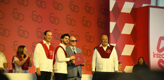 66 graduacion del Instituto Tecnologico de Santo Domingo Intec / Victor Ramírez