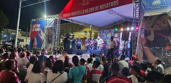 Luis Miguel del Amargue en una de las presentaciones de "Te Quiero Madre".