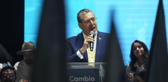 El presidente electo Bernardo Arévalo denunció un intento de golpe.