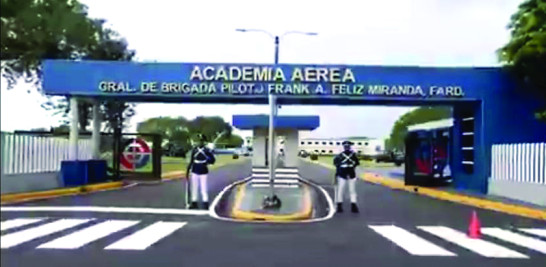 Recientemente, la Academia Aérea de la Fuerza Aérea de República Dominicana, General de Brigada Piloto Frank Andrés Feliz Miranda realizó la graduación de la XXII Promoción de Cadetes.