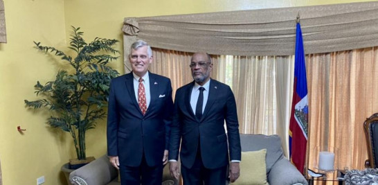 El encargado de Negocios de Estados Unidos en Haití, Eric Stromeyer está dando total apoyo al primer ministro de facto Ariel Henry.