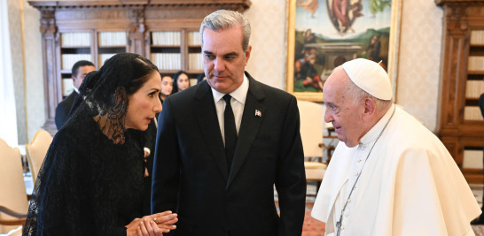 Primera dama Raquel Arbaje y el papa Francisco