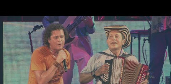 "Hijo del Vallenato (En Vivo Desde Santa Marta)" Carlos Vives Official Live Video  
"Más Corazón Profundo Tour: En Vivo Desde La Bahía De Santa Marta" available for pre-order on iTunes here: http://smarturl.it/CorazonVivo

Follow Carlos Vives:
Official Website: www.carlosvives.com
Facebook: www.facebook.com/carlosvivesoficial
Twitter: www.twitter.com/carlosvives
Instagram: www.instagram.com/carlosvives
YouTube: www.youtube.com/user/CarlosVivesVEVO                                 
Official live video by Carlos Vives performing "Hijo del Vallenato (En Vivo Desde Santa Marta)." (C) 2015 Sony Music Entertainment US Latin LLC