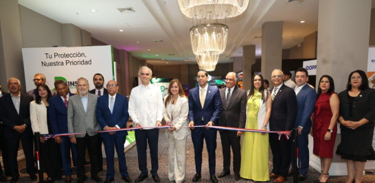 Autoridades durante acto de apertura de XXII Congreso Copardom sobre Prevención de Riesgos Laborales.