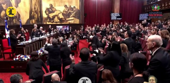 El presidente Luis Abinader aseguró ante los asambleístas que su gestión pasará a la historia por no utilizar la mayoría del Congreso Nacional para beneficiarse del poder político.