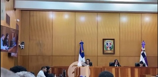 El primer Tribunal Colegiado del Distrito Nacional sentenció a 20 años de prisión a Argenis Contreras, señalado como el principal autor material del secuestro y homicidio del abogado y catedrático universitario, Yuniol Ramírez Ferreras.<br /><br />https://listindiario.com/la-republica/justicia/20241028/condenan-argenis-contreras-20-anos-prision-homicidio-abogado-yuniol-ramirez_831344.html