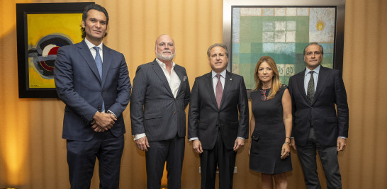 Serguey Forcade, Alejandro Peña Defilló, Gustavo Ariza, Mónica Armenteros y Lawrence Hazoury