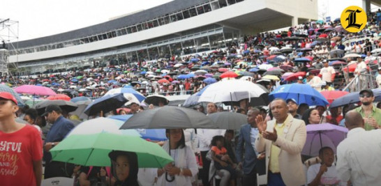 Evangélicos abogan por un mejor sistema carcelario en República Dominicana para este 2025. La petición ocurrió en medio de la celebración de la Batalla de la Fe, la tradicional concentración evangélica nacional, que se celebra este miércoles en el Centro Olímpico.<br /><br />https://listindiario.com/la-vida/religion/20250101/evangelicos-abogan-mejor-sistema-penitenciario-2025-senor-salva-presos_839789.html