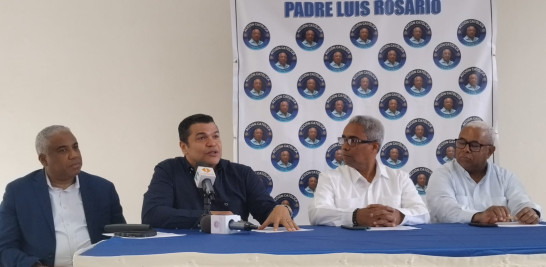 Diputado por la Fuerza del Pueblo (FP), Rafael Tobías Crespo Pérez.
