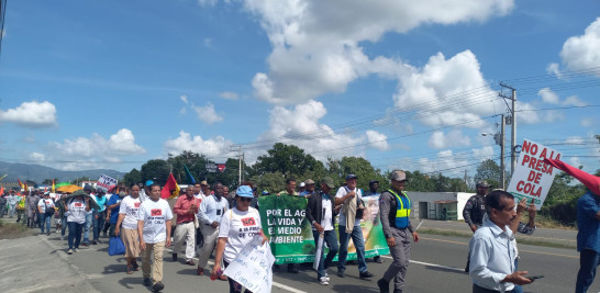 marcha caravana que salió desde Sabana del Puerto, protestando contra la Barrick Gold