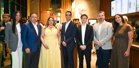 Crismerlin Domínguez, Juan Manuel Ureña, Rosanna Vásquez, Luis Francisco Rodríguez, Juan Carlos Pais, Osvaldo Sazo y Giuliana Ferrari