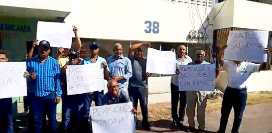 Agrónomos protestan en Puerto Plata