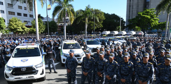El presidente Abinader destacó el entrenaniento de los agentes
