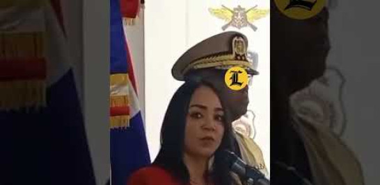 Unidades caninas del FBI y de la INL de la Embajada de Estados Unidos se han integrado a la búsqueda de la niña Brianna Genao, de 3 años, desaparecida desde hace doce días, informó este lunes la ministra de Interior y Policía, Faride Raful.

La infante fue reportada desaparecida por su familia en el municipio de Imbert, provincia Puerto Plata.

“Hoy precisamente la INL de la embajada americana y el FBI se han involucrado en la búsqueda de la menor, con caninos que ya llegaron y que estarán esta semana también puestos a disposición de la Policía Nacional para seguir la búsqueda de la menor”, indicó Raful.

También le pude interesar estos videos:

Rosvely Pérez, sobreviviente del Jet Set: Mi vida es diferente después de eso https://youtu.be/WxrzgGFzcPQ

Lourdes de la Maza, hija de uno de los hombres que ajustició a Trujillo: “Duré dos meses encerrada” https://youtu.be/0tqWjfR9fwE

Los detalles ocultos del complot contra Trujillo: Los revela Juan Daniel Balcácer https://youtu.be/HUqQJhFVmkc

Miguelina, Aname y Gloria: tres vidas marcadas por el Jet Set por la muerte de Karla Lantigua https://youtu.be/S2TVwIW6jvI

“Mi papá era un civil, un ciudadano… en el ajusticiamiento”, dice hijo de Antonio Imbert Barrera https://youtu.be/H9o1uZ20cx4

Más noticias en https://listindiario.com/

Suscríbete al canal  https://bit.ly/335qMys

Síguenos
Twitter  https://twitter.com/ListinDiario 

Facebook  https://www.facebook.com/listindiario 

Instagram https://www.instagram.com/listindiario/