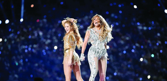 Shakira y Jennifer López durante el show de medio tiempo del Super Bowl en San Francisco, el 2 de febrero de 2020.