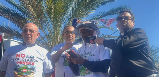 Segunda marcha-caravana, en protesta ante las supuestas intenciones del Estado dominicano de la explotación minera en la cordillera septentrional.