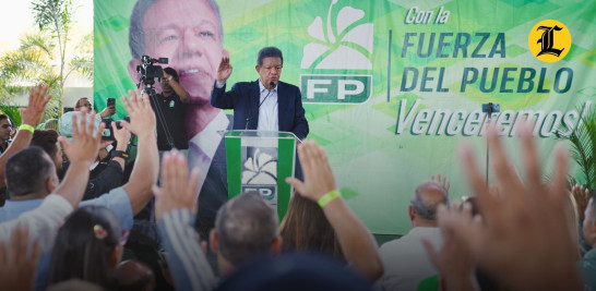 Entre las figuras juramentadas se destaca el exgobernador de la provincia, Luis Yaport, quien además ha ocupado posiciones de dirección dentro del Partido de la Liberación Dominicana, reflejando el nivel político de las incorporaciones.