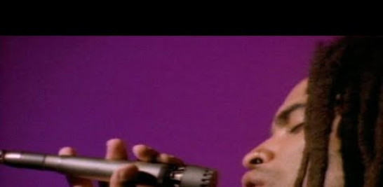 Official video of Lenny Kravitz performing It Ain't Over Til It's Over from the album Mama Said, REMASTERED IN HD!

Directed by Jesse Dylan. 

Follow Lenny Kravitz:
Instagram: https://www.instagram.com/lennykravitz
Facebook: https://www.facebook.com/lennykravitz 
X: https://twitter.com/lennykravitz 
Official Website: https://www.lennykravitz.com/ 

#LennyKravitz #ItAintOverTilItsOver #Remastered #Vevo