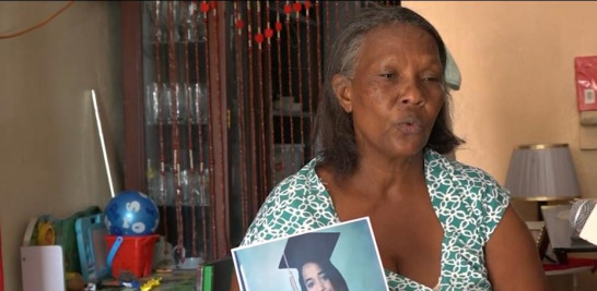 Paula González, abuena de Francheska González tenia casi cinco años buscando a su nieta e hija de crianza