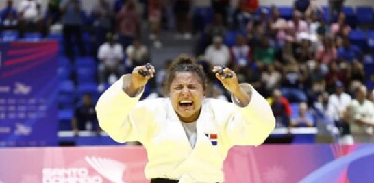 ¡Llegó la segunda medalla de oro de República Dominicana en los JCC 2026!

Esmeralda Damiano ganó la presea dorada luego de derrotar en la final de los -70 kilogramos del judo femenino a la venezolana Eliana Aguiar.

La quisqueyana se unió a la judoca Ana Rosa García como las únicas atletas del país que han alcanzado el galardón durante el evento deportivo.

También le pude interesar estos videos:

Sergio Alcántara: "Vamos a Seguir batallando"
<div class=