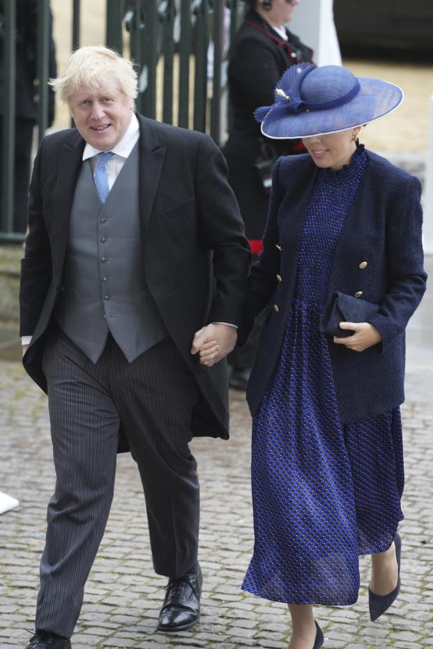 Boris y Carrie Johnson llegan para la coronación del rey Carlos III, en Londres, el sábado 6 de mayo de 2023.