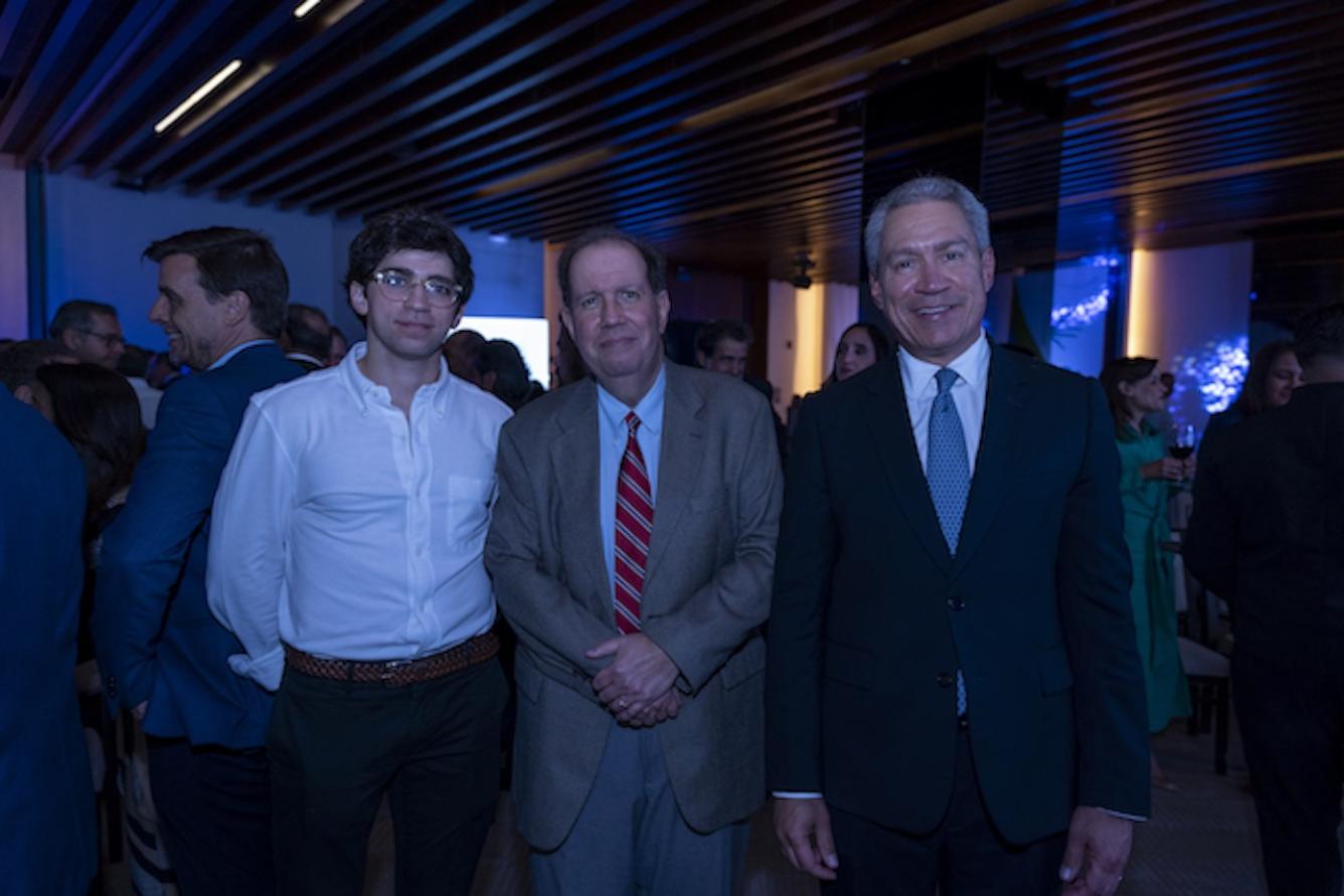 Juan Enrique Vicini, Felipe Vicini y Lionel Melo.