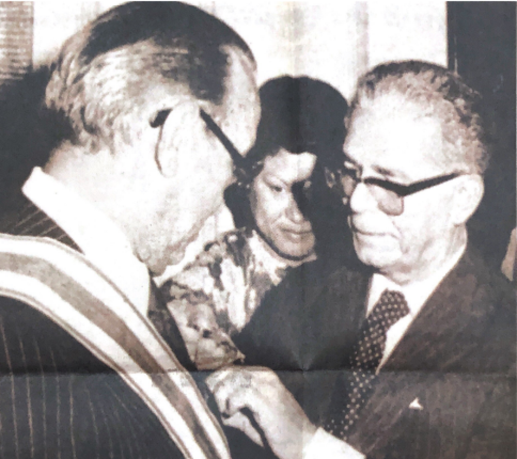 Traspaso de mando del extinto presidente Joaquín Balaguer al nuevo presidente electo, Antonio Guzmán, en el año 1978.