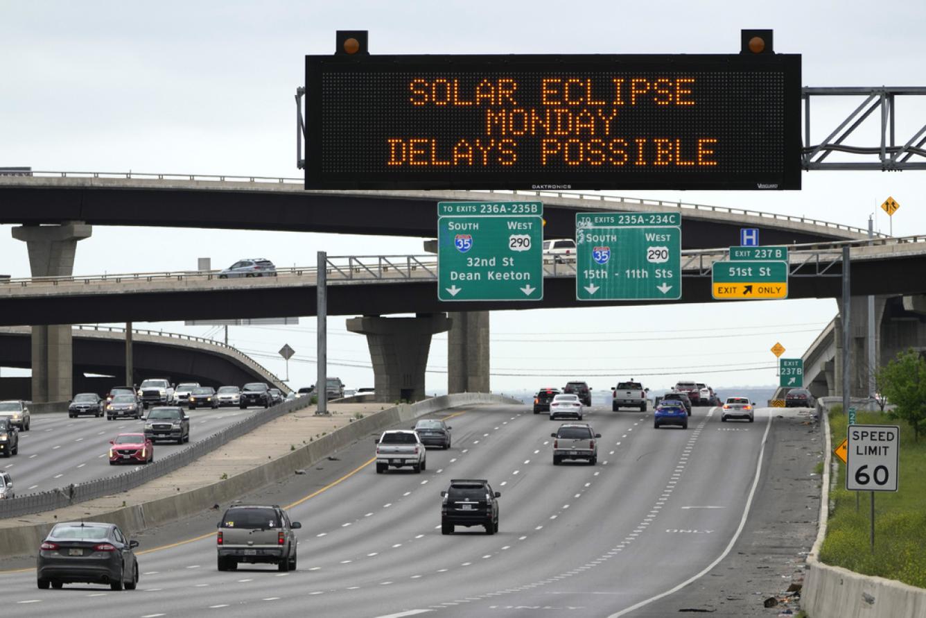 mensaje para los conductores sobre el eclipse solar