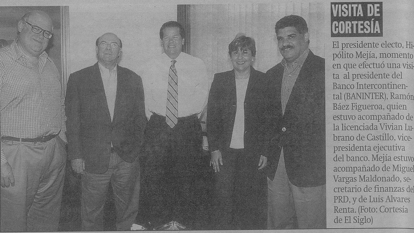 Hipólito Mejía y Miguel Vargas visitan a Ramón Báez Figueroa. Figuran en la foto Vivian Lubrano de Castillo y Luis Alvarez Renta.