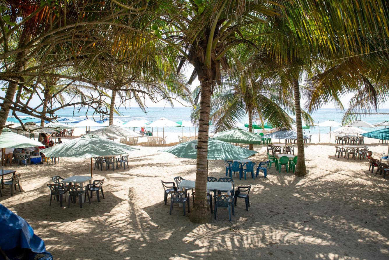 A pesar del calor se observa poca presencia de personas en las playas