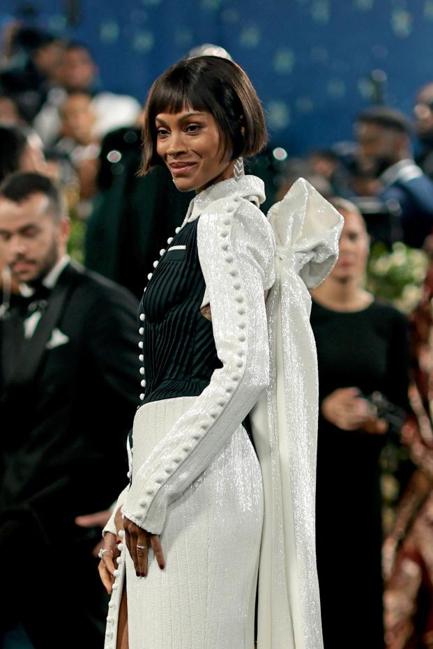 Zoe Saldana asiste a la Gala del Met 2025