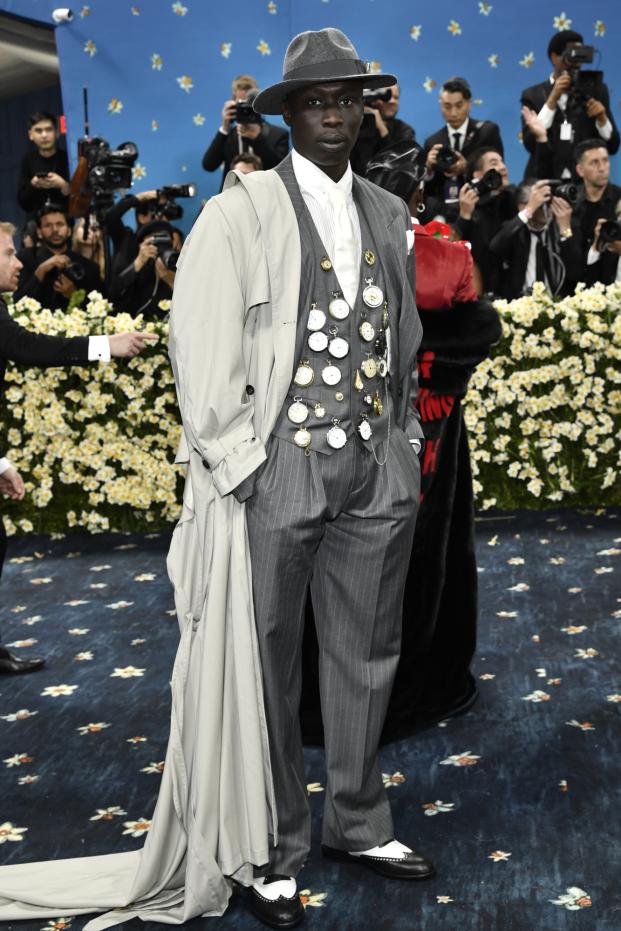 Khaby Lame asiste a la gala benéfica del Instituto del Traje del Museo Metropolitano de Arte