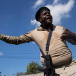 El líder de la federación de bandas G-9 y aliados de Haití, Jimmy Cherizier, alias Barbecue', anunció el 12 de noviembre una tregua para permitir la distribución de combustibles
