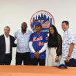 Los Mets de Nueva York acordaron este lunes con el novel Vladdy Miguel Guerrero Ogando, quien se convierte en el tercer hijo del miembro del Salón de la Fama que es firmado por una organización de Grandes Ligas.